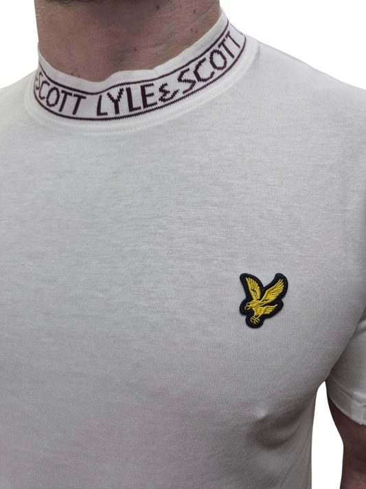 LYLE & SCOTT COLLAR LOGO RIBBED T SHIRT