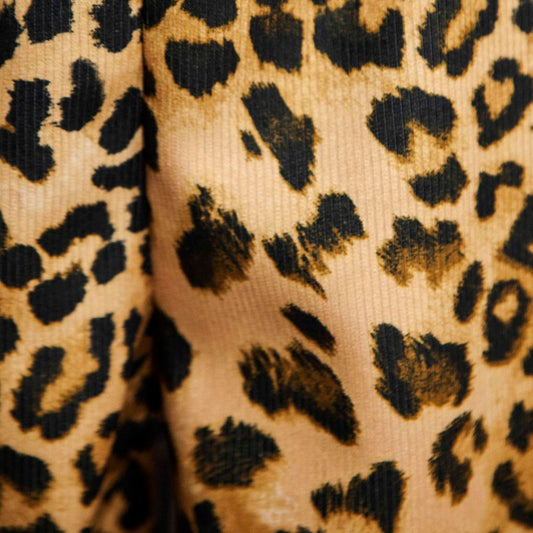 TC THE FESTIVE DROP SET W/SWEATER TOP & ANIMAL PRINT SHORT