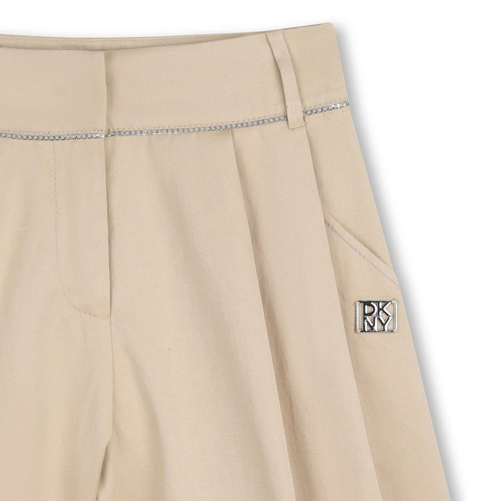DKNY GIRLS PLEATED SHORT