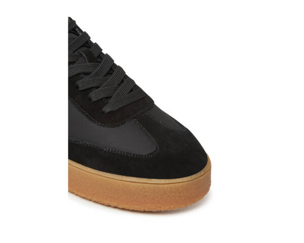 GUESS MAN WIMAN LEATHER SHOES