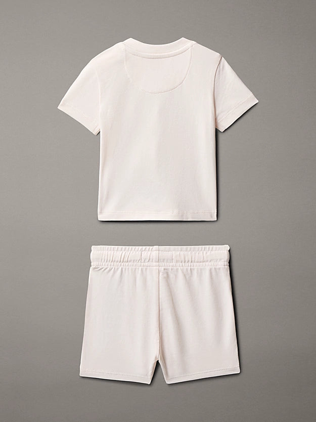 CALVIN KLEIN NEWBORN T SHIRT 7 SHORT SET