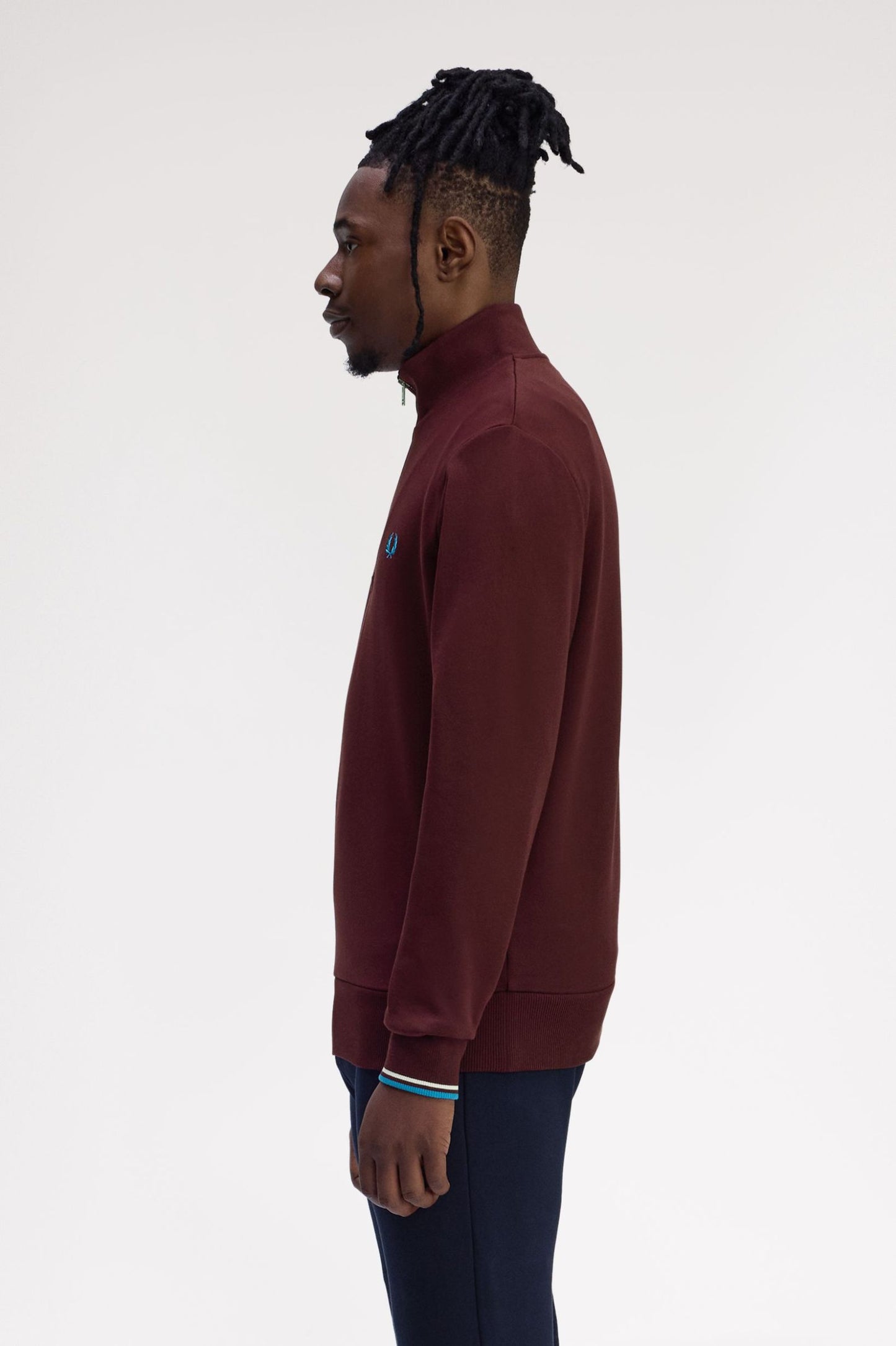 FRED PERRY HALF ZIP SWEATSHIRT
