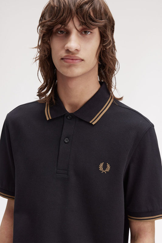 FRED PERRY THE FRED PERRY SHIRT
