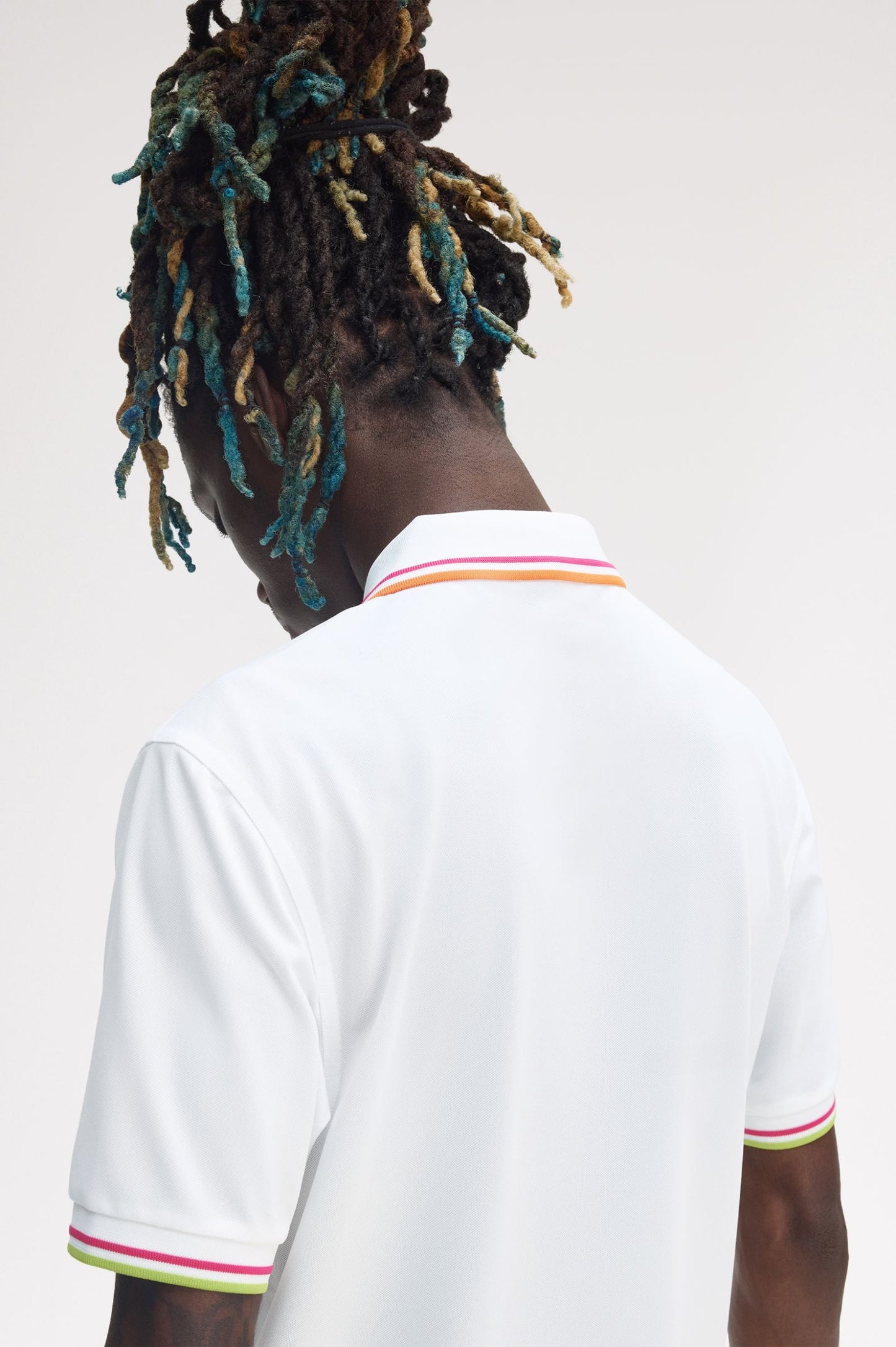FRED PERRY ON COURT TWIN TIPPED FP SHIRT