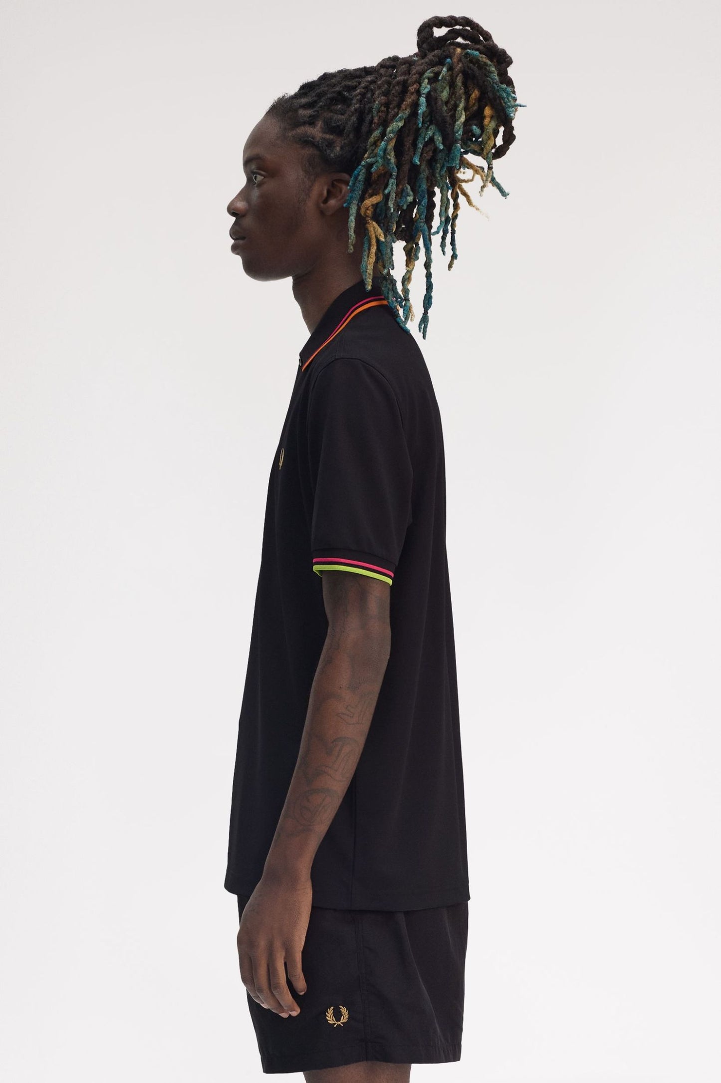 FRED PERRY ON COURT TWIN TIPPED FP SHIRT