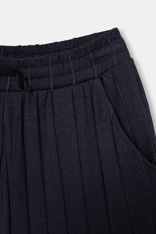 GUESS KIDS FORMAL KNIT SHORTS
