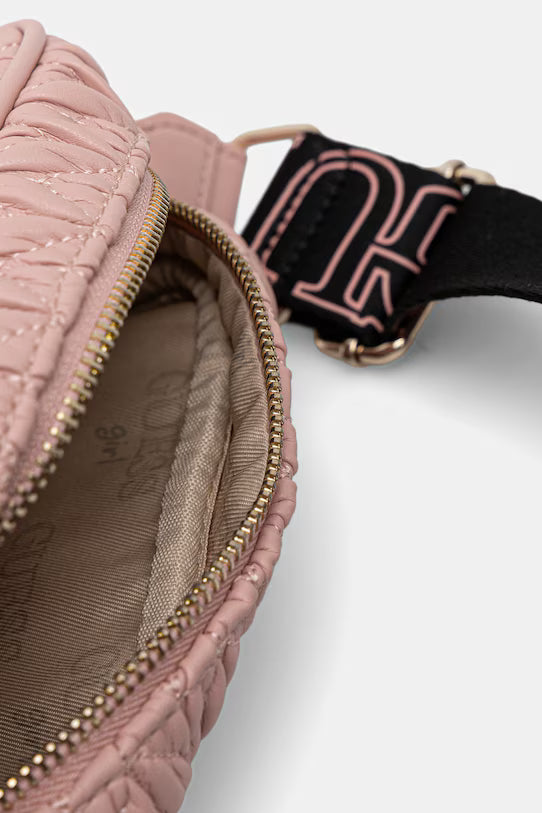 GUESS KIDS QUILTED CAMERA BAG