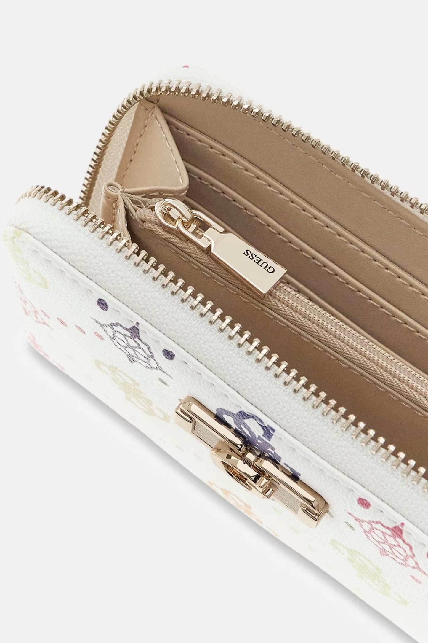 GUESS EMELIE LOGO SLG MED ZIP AROUND WALLET