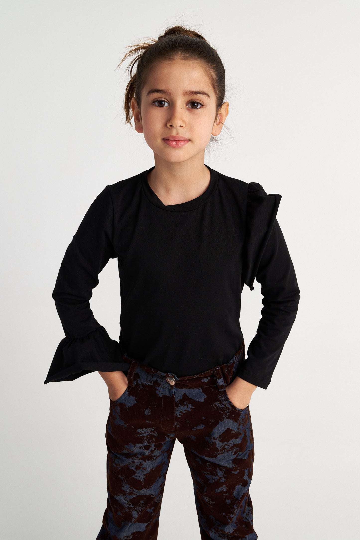 TWO IN A CASTLE BASICS RUFFLE TOP