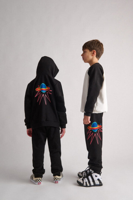 TWO IN A CASTLE UNIVERSE OF LOVE SET