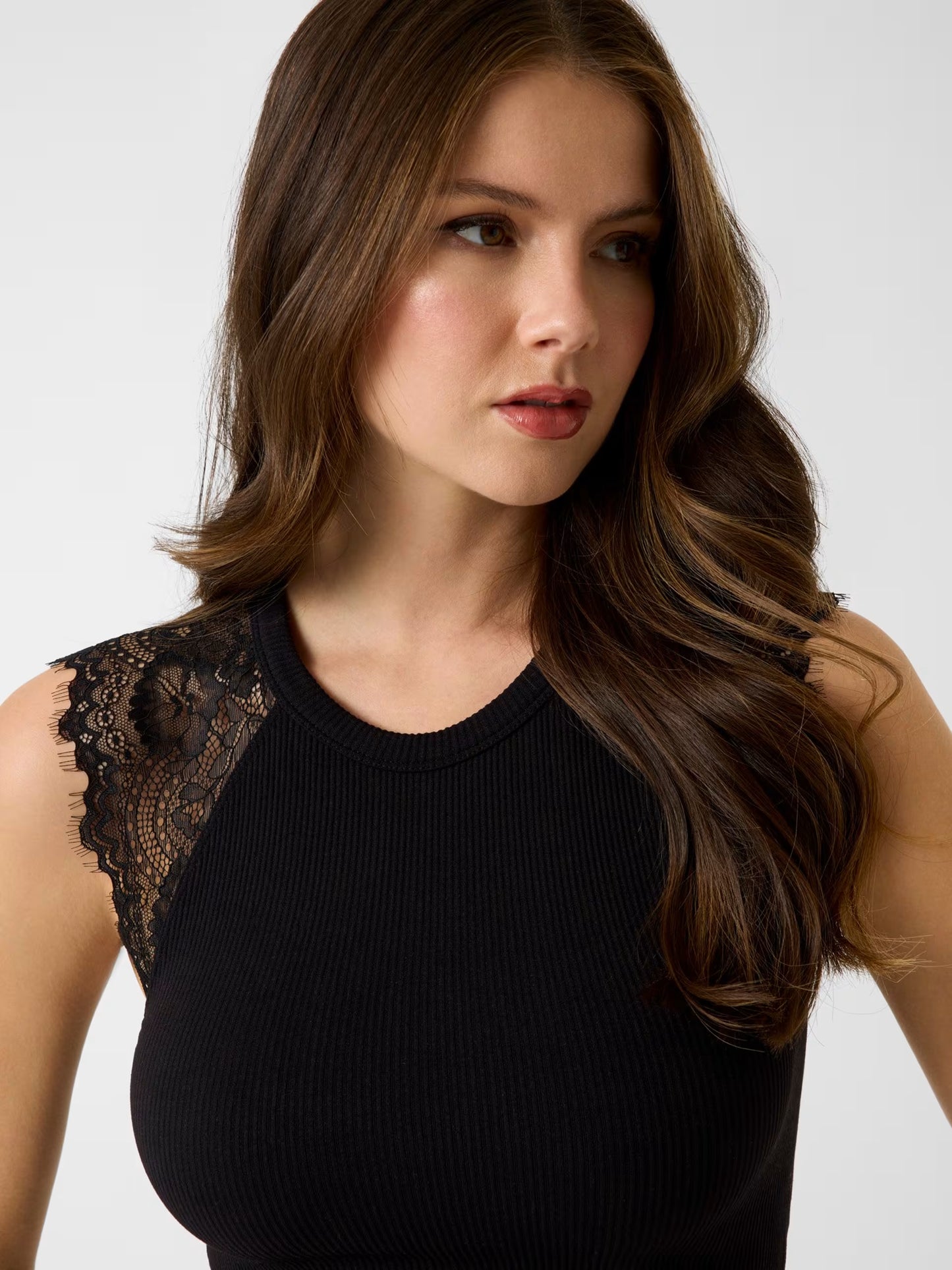 GUESS WOMAN MILLIE SEAMLESS LACE TOP