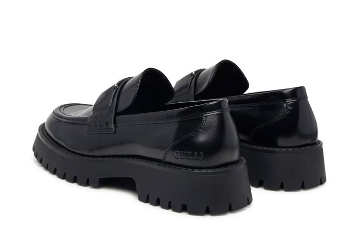 GUESS MAN GIRIZIA IV LEATHER LOAFERS