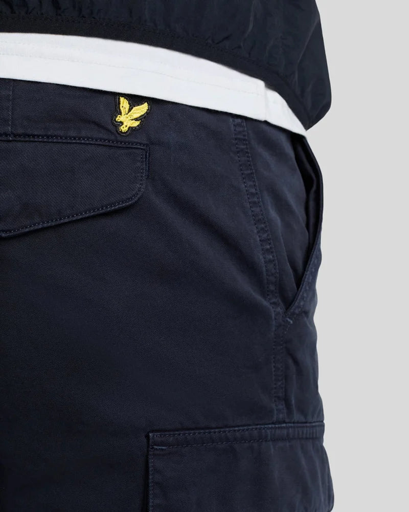 LYLE & SCOTT CARGO SHORTS