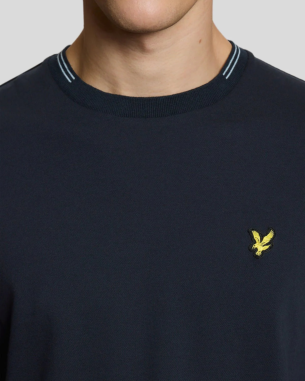 LYLE & SCOTT PLUS SIZE TIPPED CREW NECK