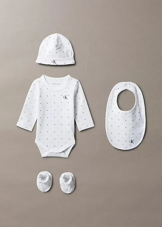 CALNIN KLEIN NEWBORN ALLOVER PRINT BODYSUIT SET