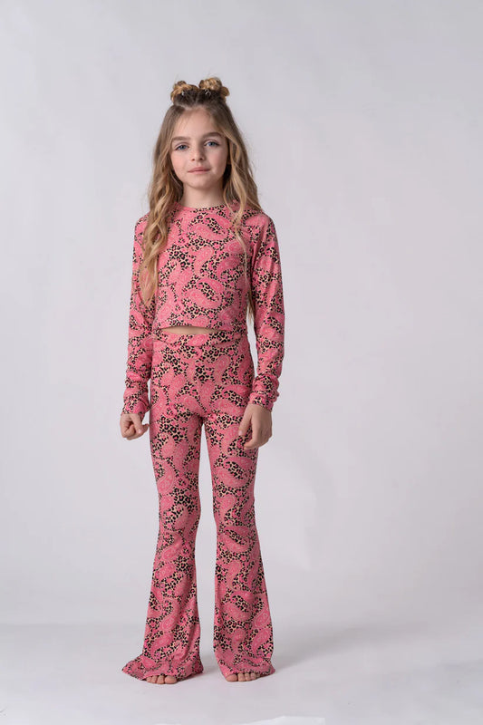 KYNTHIAN FLARE LEGGINGS