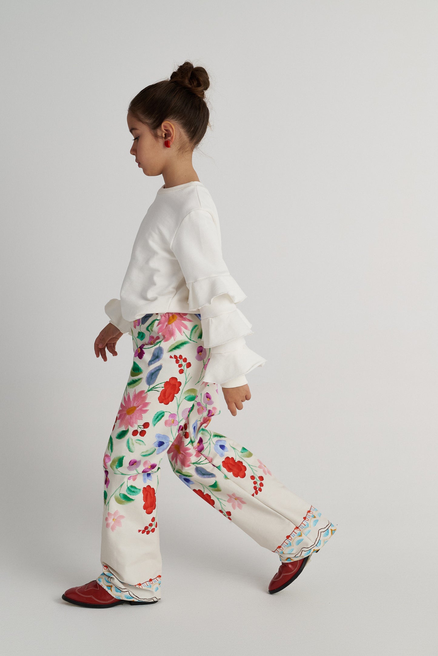 TWO IN A CASTLE HERE COMES THE SPRING ALLOVER PANTS