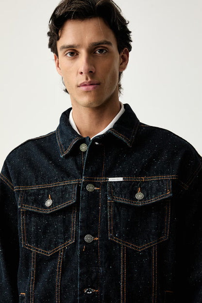 GUESS OVERSIZED DENIM TRUCKER JACKET