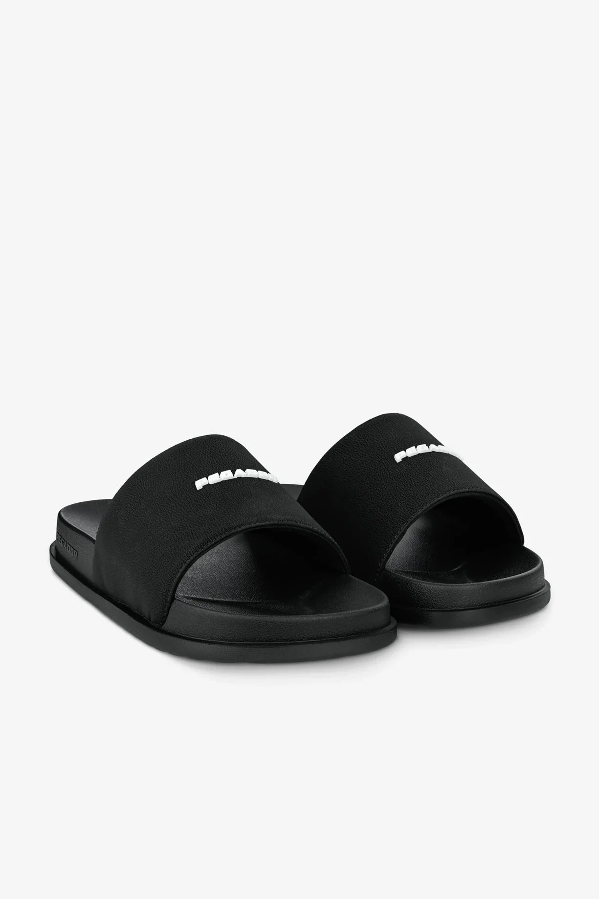 PEGADOR SUNA BLACK SLIDES