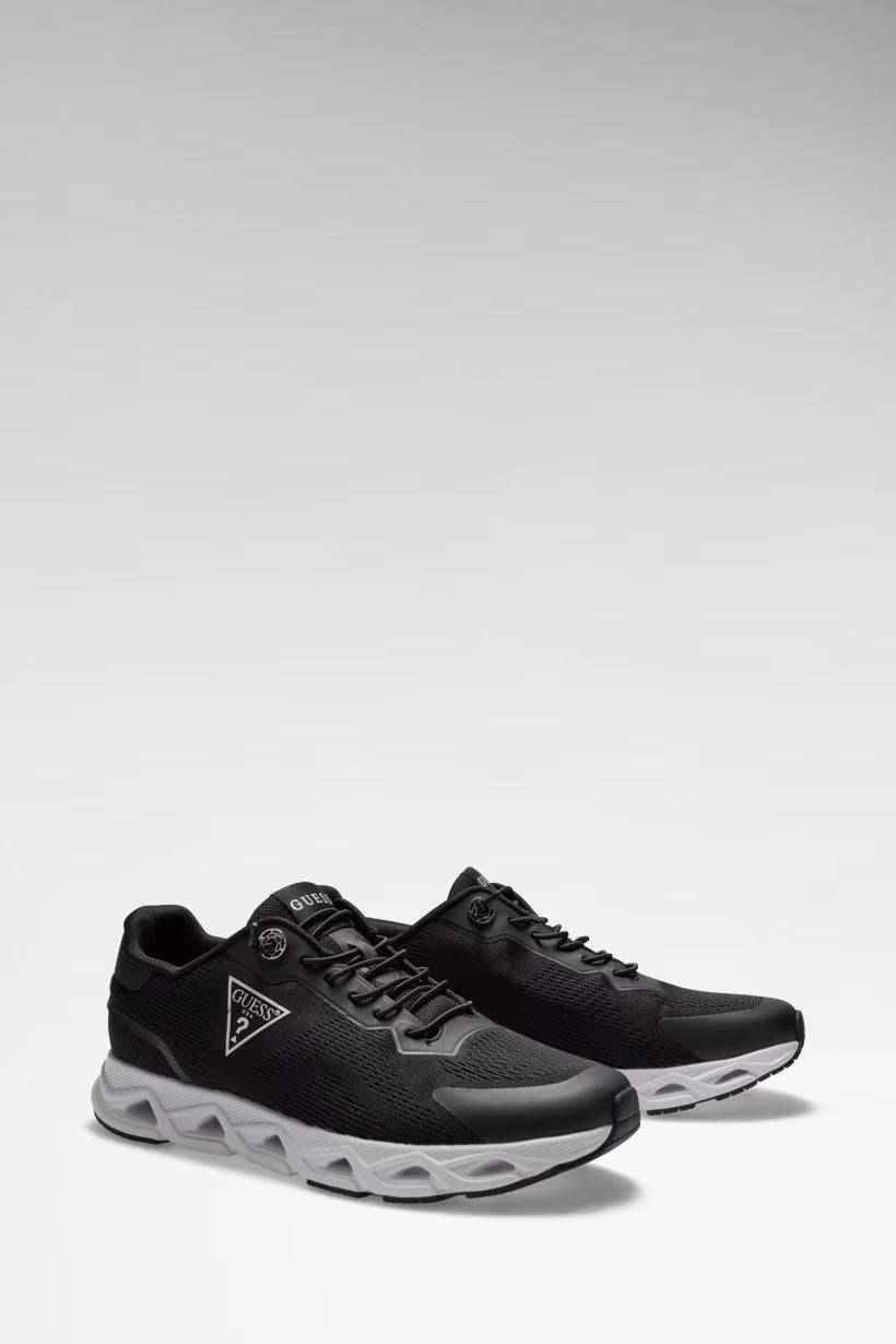 GUESS EASE SNEAKERS WITH LOGO