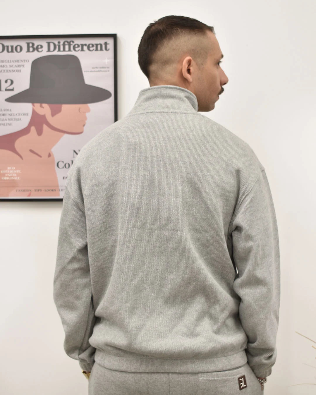 GIANNI LUPO BASIC ZIP-UP SWEATSHIRT
