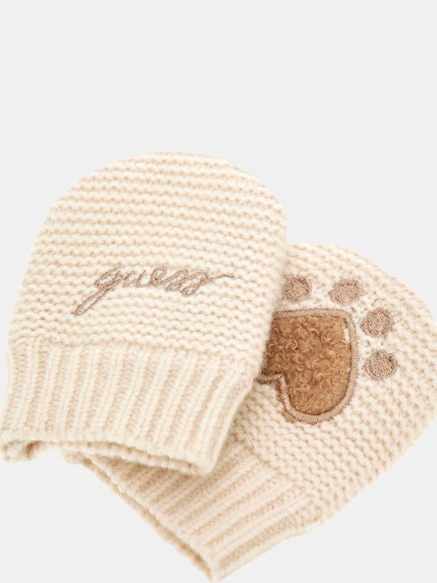 GUESS KIDS SET SWEATER HAT & MITTENS