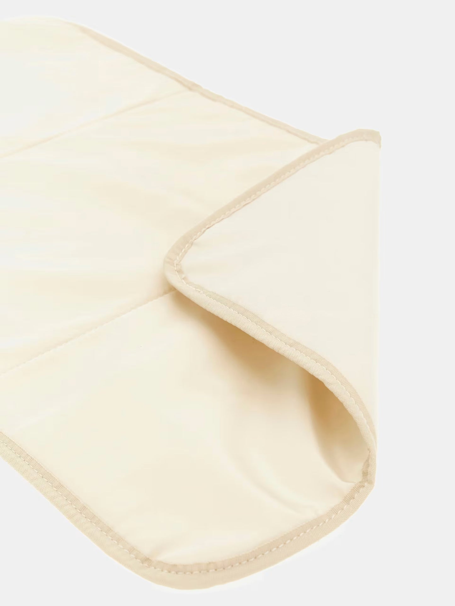 GUESS BEAR EMBROIDERED BABY CHANGING MAD