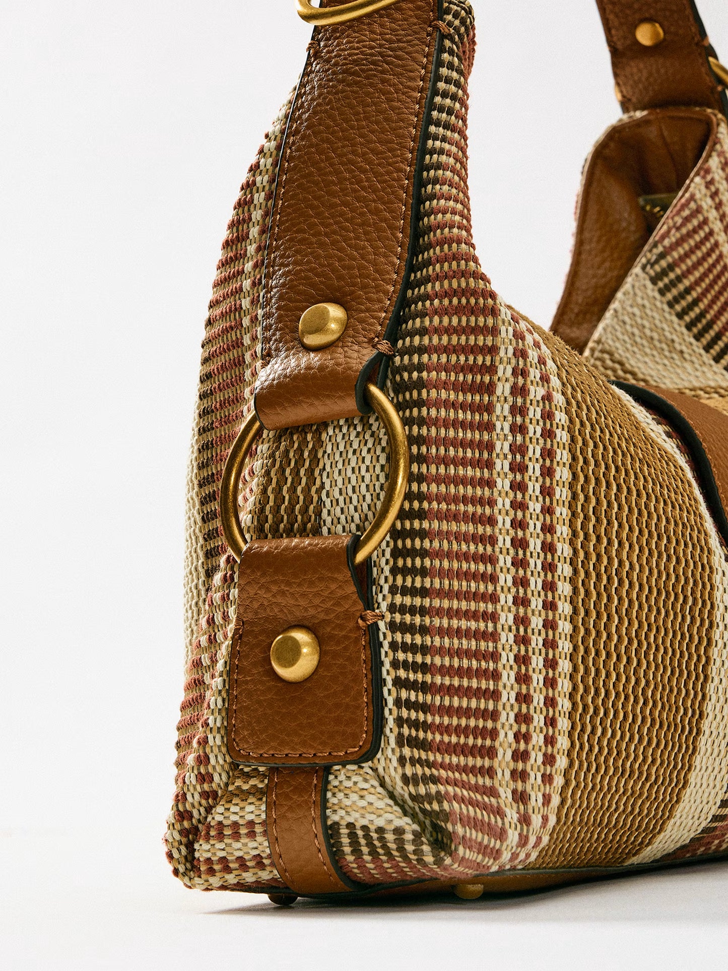 GUESS CAMDEN SHOULDER BAG