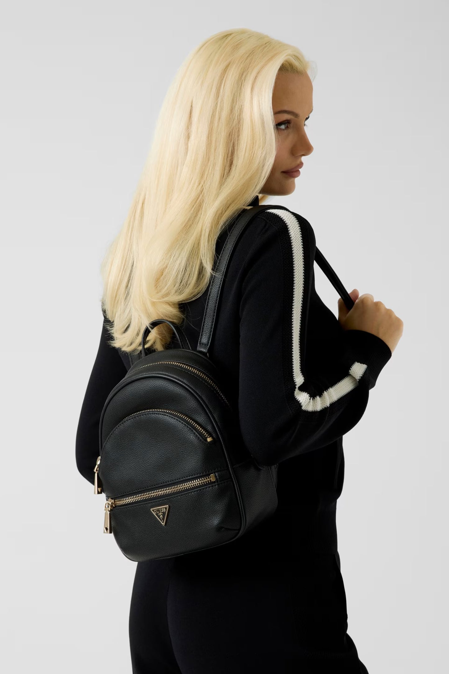 GUESS MANHATTAN POCKET-DETAIL MINI BACKPACK