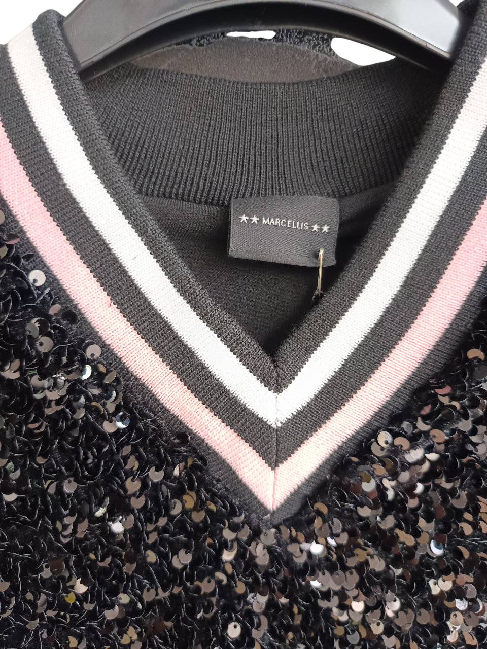 MARC ELLIS TOP - SEQUINED VEST WITH POINTED COLLAR IN STRIPED KNIT RIB