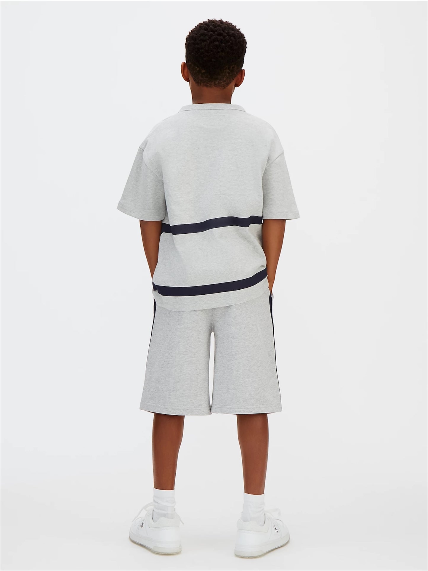 CALVIN KLEIN RELAXED FIT VARSITY T SHIRT