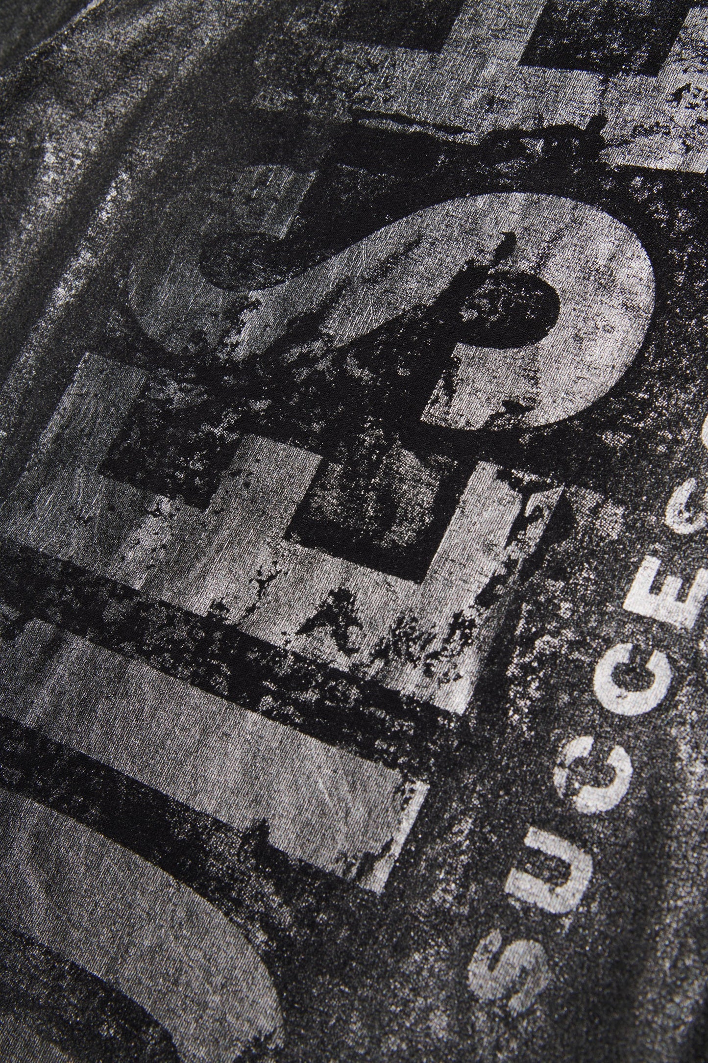 DIESEL KIDS T SHIRT WITH GRAPHIC LOGO PRINT