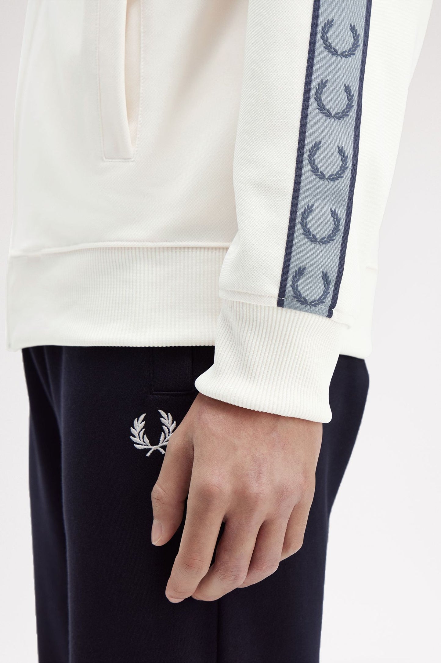 FRED PERRY CONTRAST TAPE TRACK JACKET