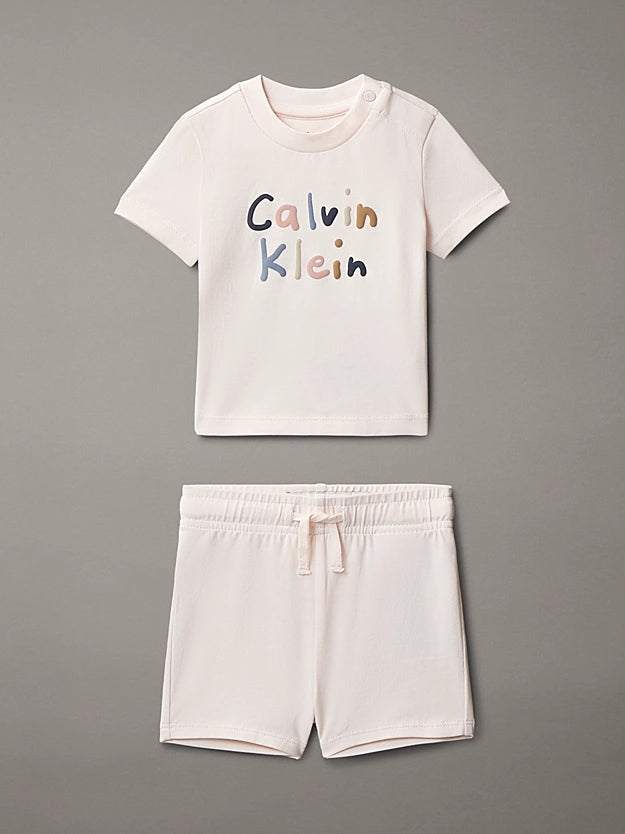 CALVIN KLEIN NEWBORN T SHIRT 7 SHORT SET
