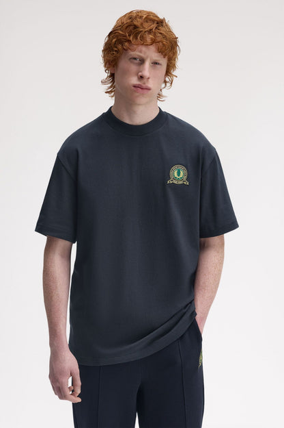 FRED PERRY TENNIS BADGE T SHIRT