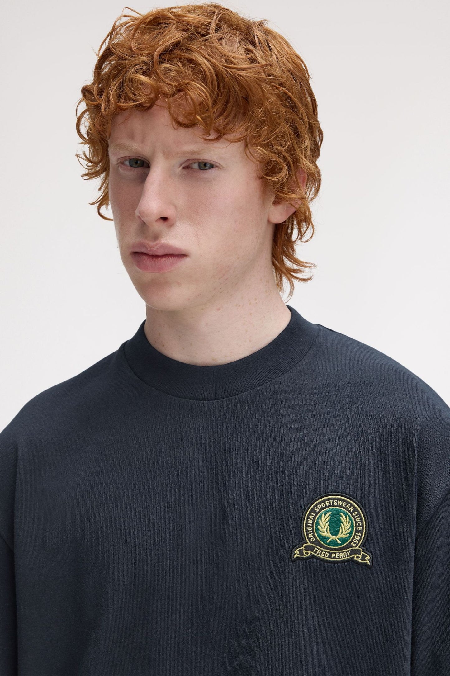 FRED PERRY TENNIS BADGE T SHIRT