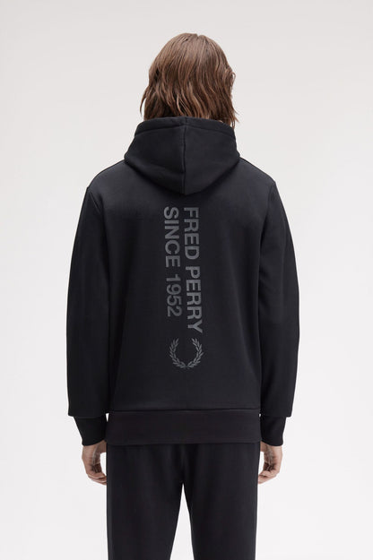 FRED PERRY BOLD BRANDING HOODED SWEATSHIRT