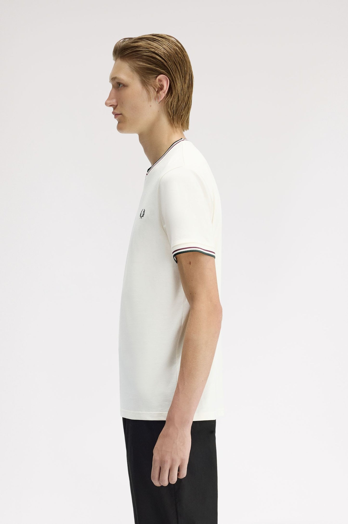 FRED PERRY TWIN TIPPED T SHIRT