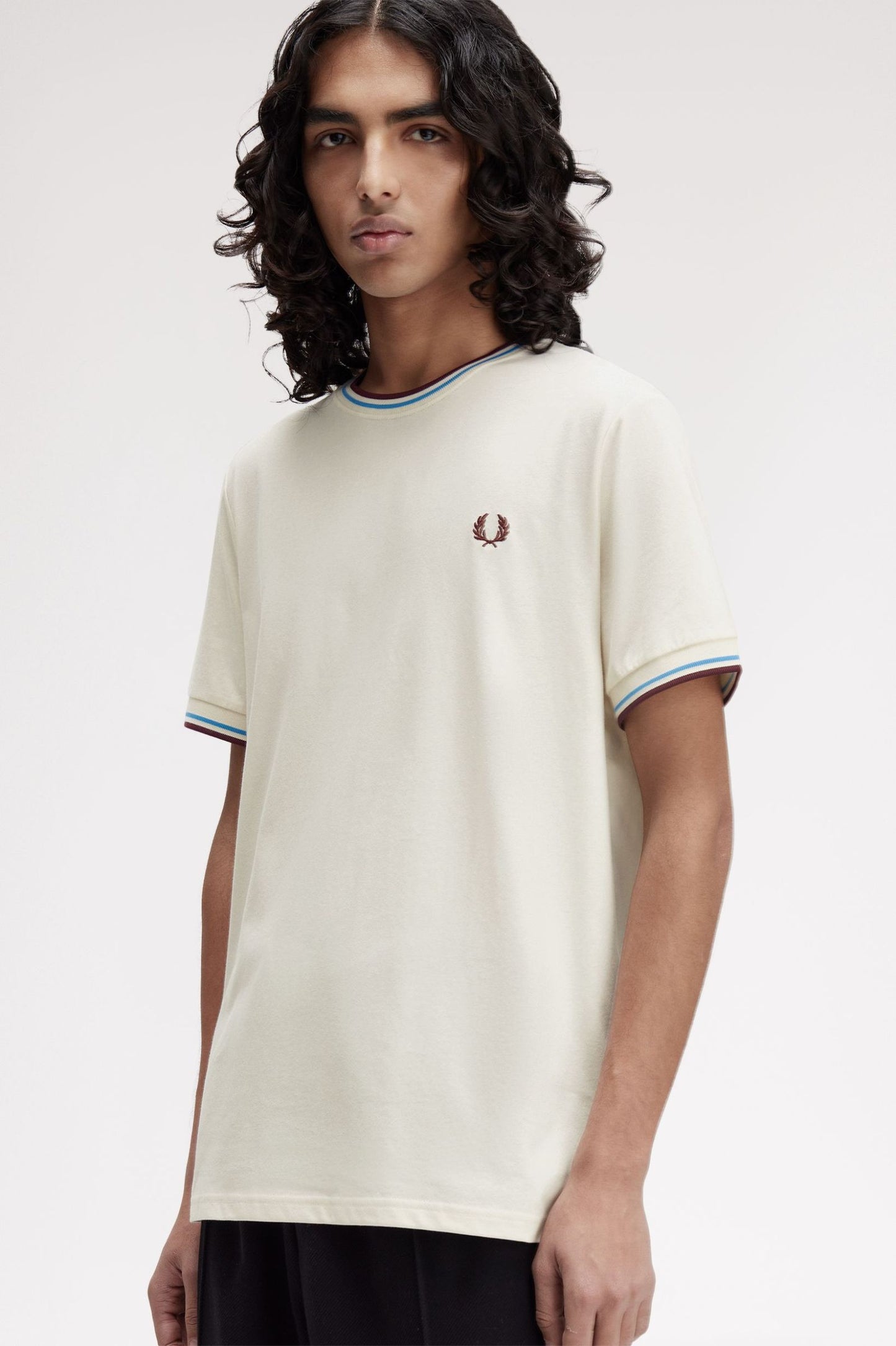 FRED PERRY TWIN TIPPED T SHIRT