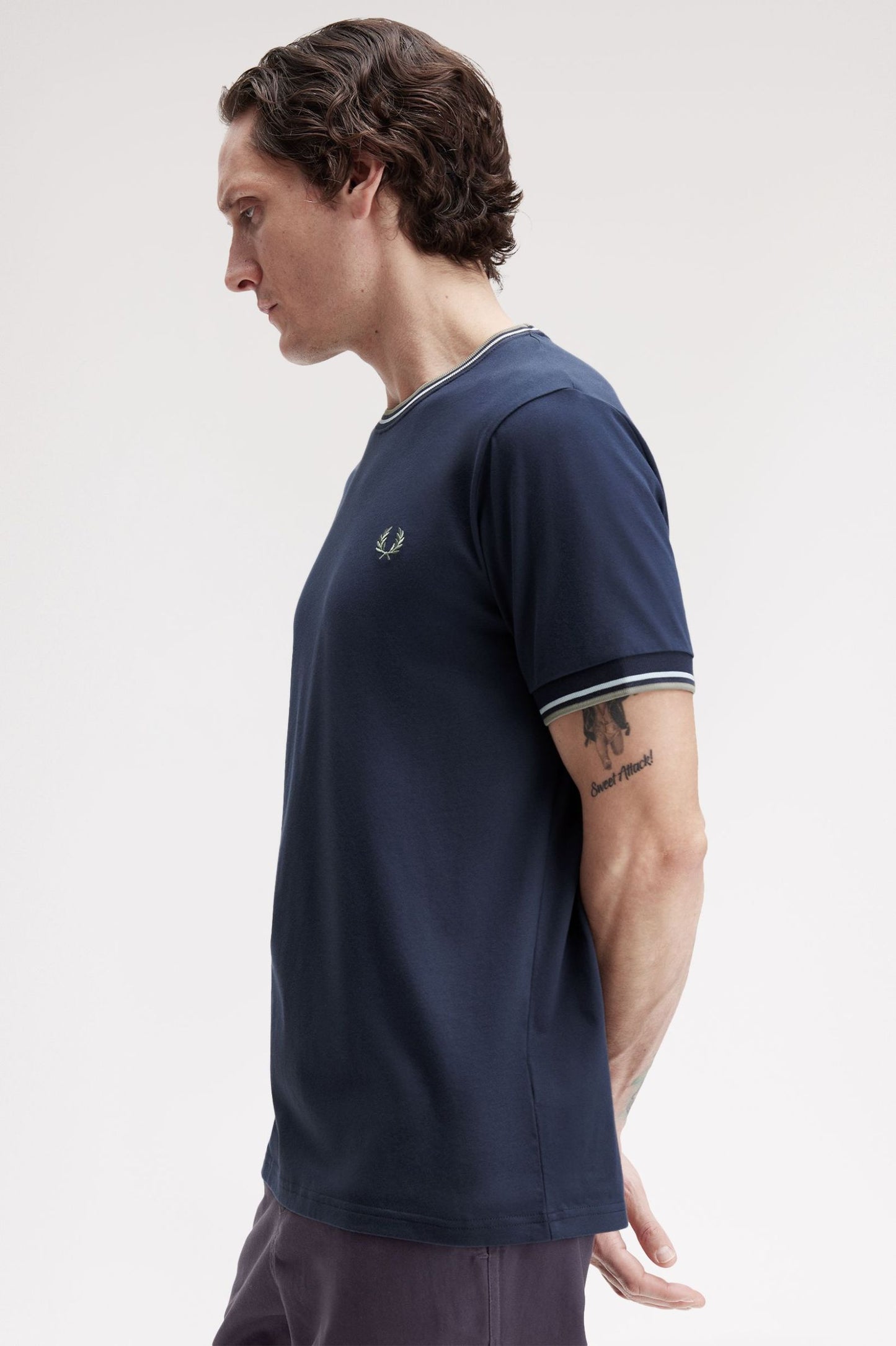 FRED PERRY TWIN TIPPED T SHIRT