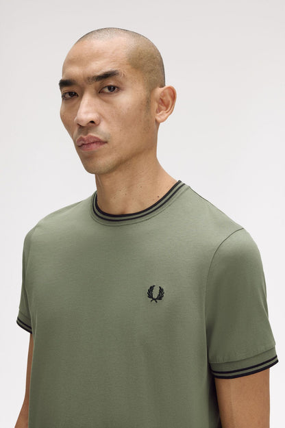 FRED PERRY TWIN TIPPED T SHIRT
