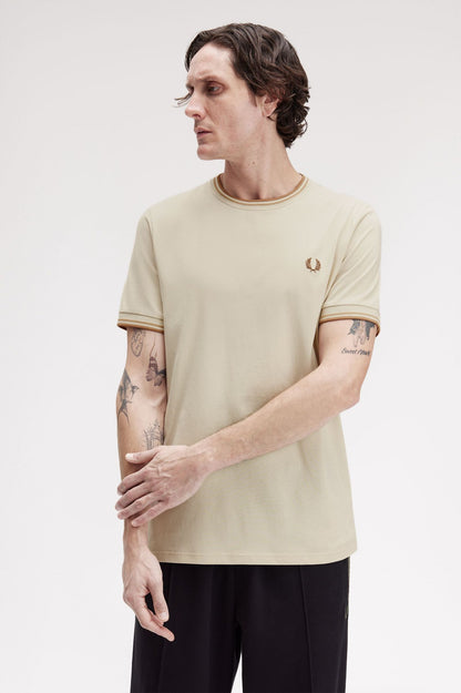 FRED PERRY TWIN TIPPED T SHIRT