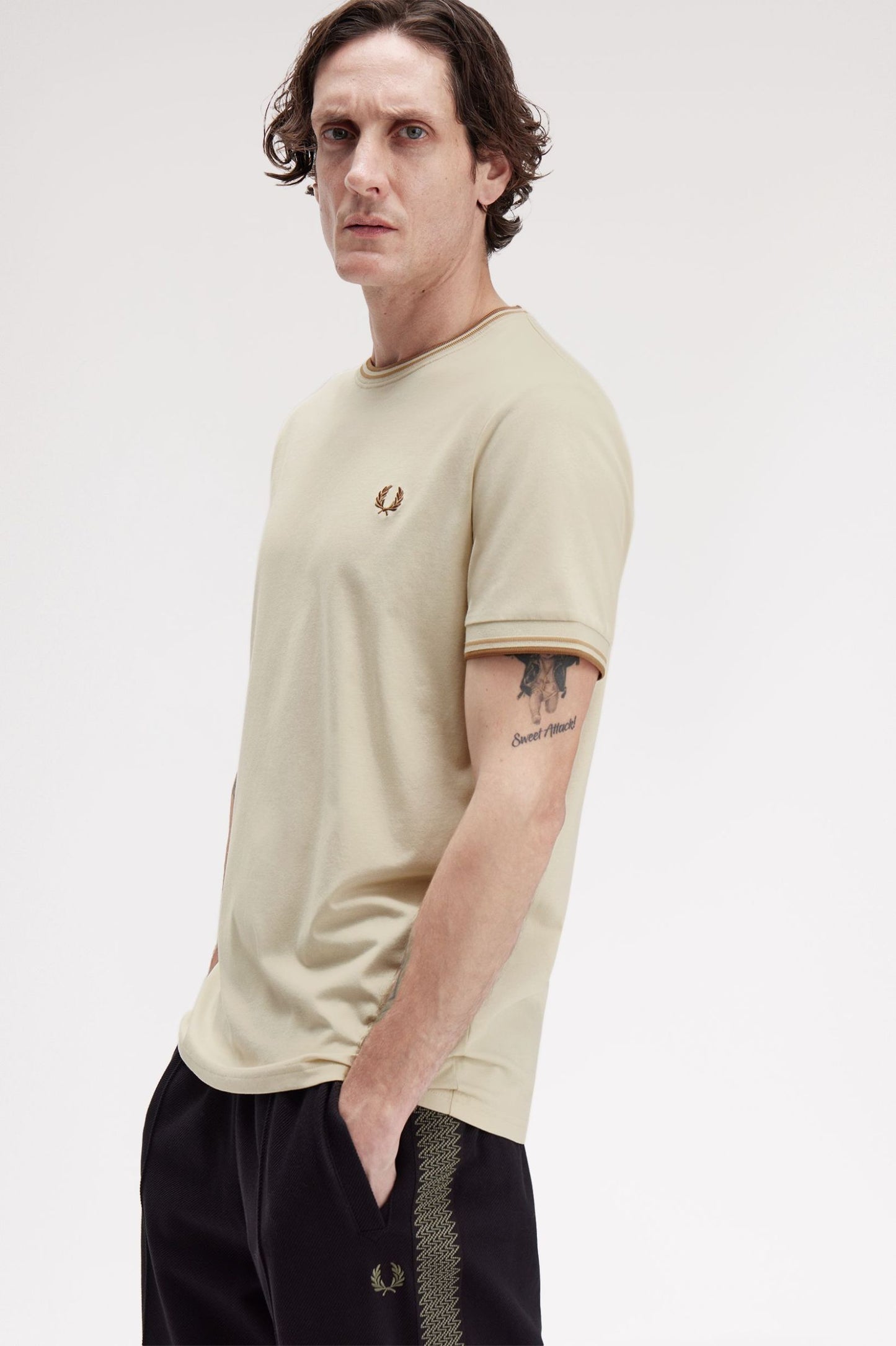 FRED PERRY TWIN TIPPED T SHIRT