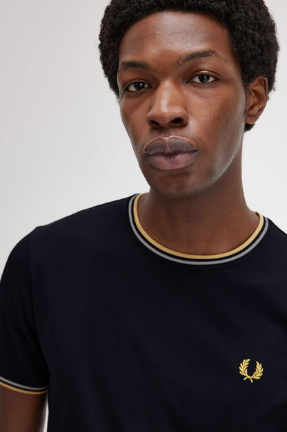 FRED PERRY TWIN TIPPED T SHIRT