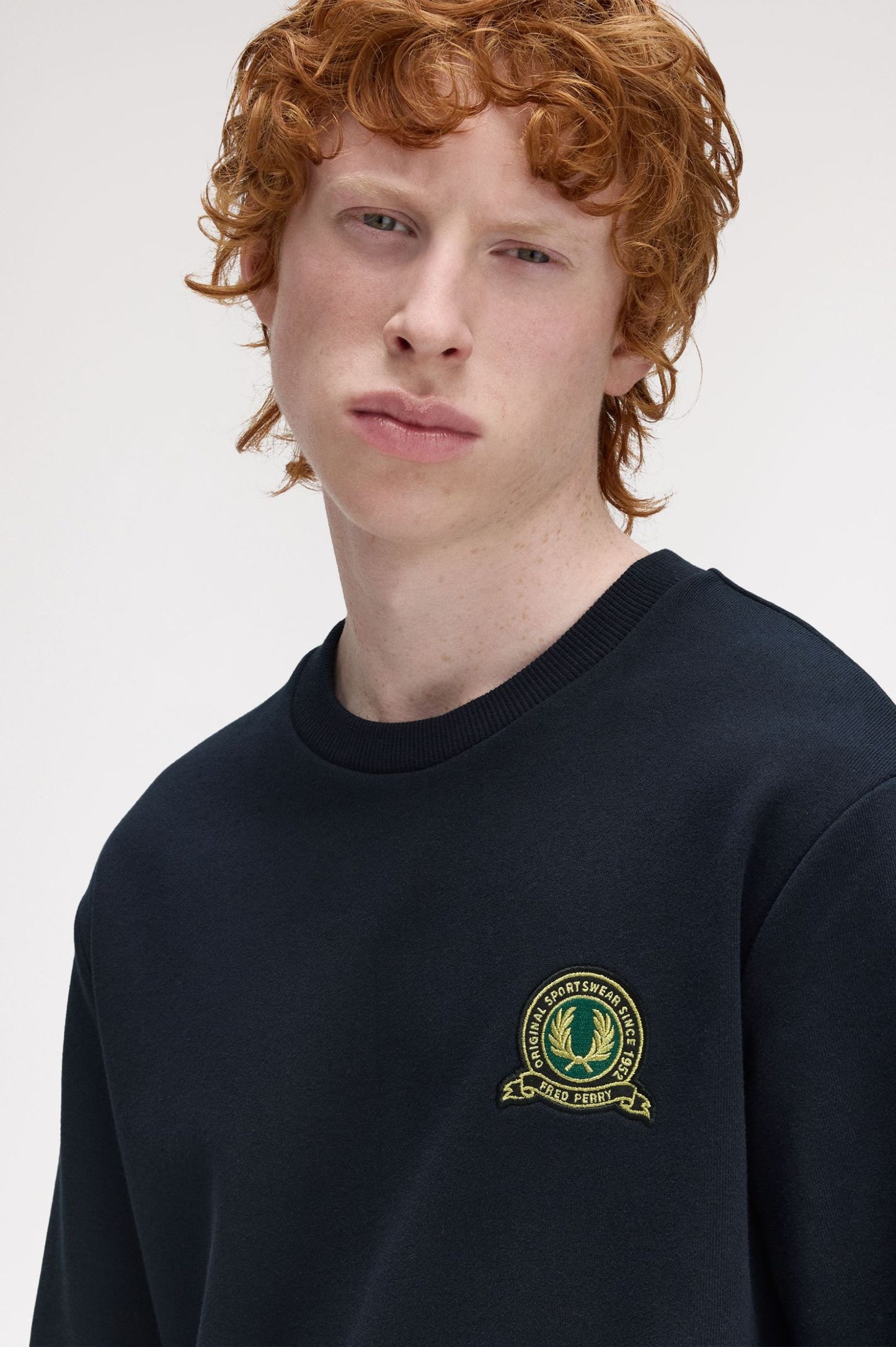 FRED PERRY TENNIS BADGE SWEATSHIRT