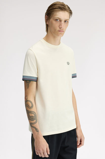 FRED PERRY TWIN TIPPED CUFF T SHIRT