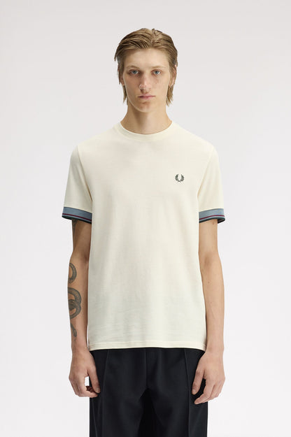 FRED PERRY TWIN TIPPED CUFF T SHIRT