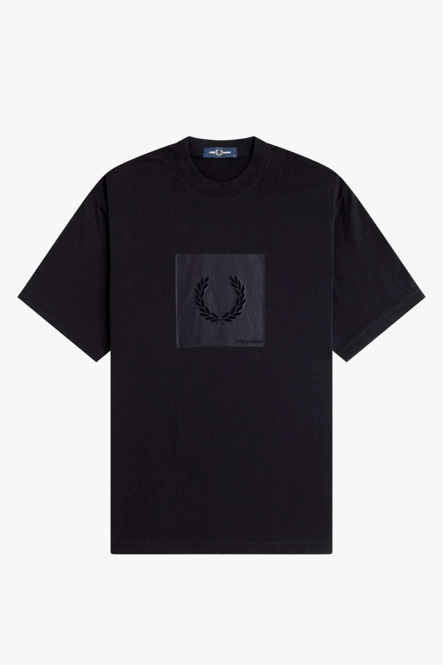 FRED PERRY BOXY GRAPHIC T SHIRT