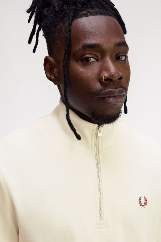 FRED PERRY HALF ZIP SWEATSHIRT