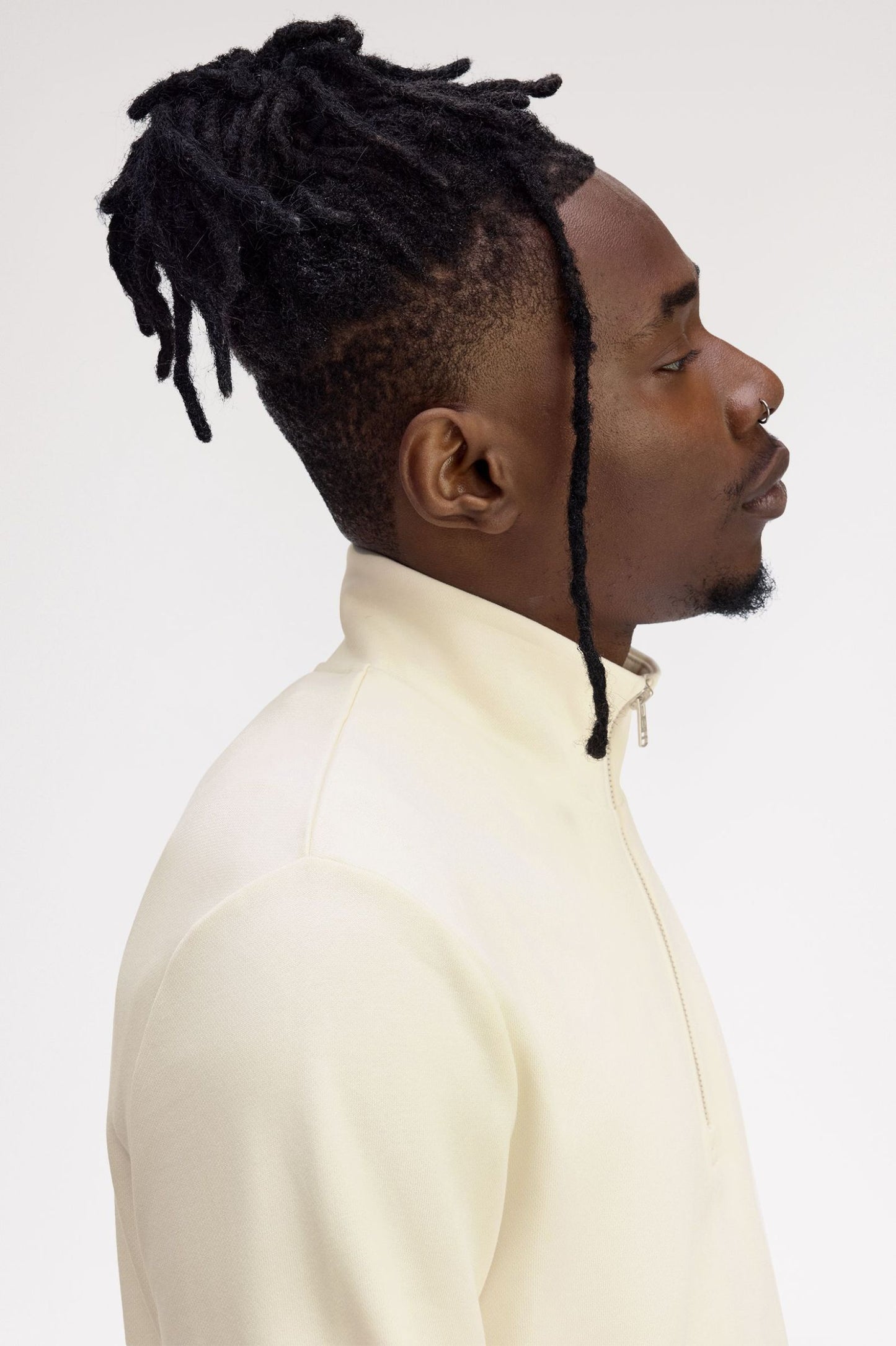 FRED PERRY HALF ZIP SWEATSHIRT